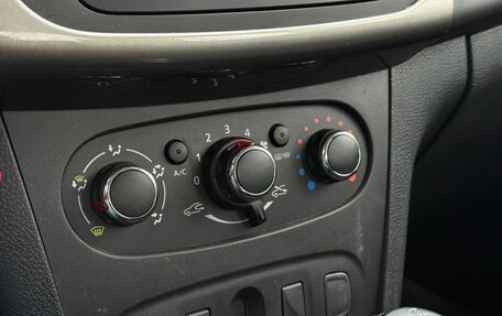 Renault Logan II, 2020 год, 1 029 000 рублей, 23 фотография