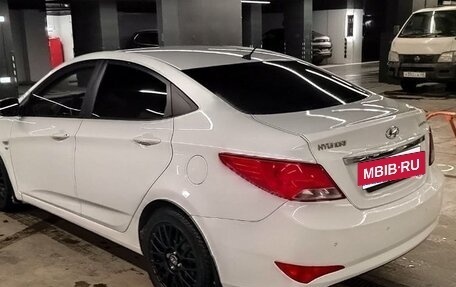 Hyundai Solaris II рестайлинг, 2015 год, 1 200 000 рублей, 5 фотография