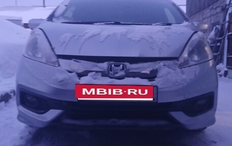 Honda Fit Shuttle I рестайлинг, 2014 год, 1 000 000 рублей, 9 фотография