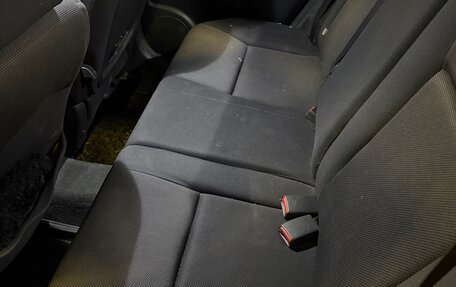 Pontiac Vibe II, 2003 год, 450 000 рублей, 11 фотография