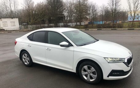 Skoda Octavia IV, 2021 год, 2 500 000 рублей, 2 фотография