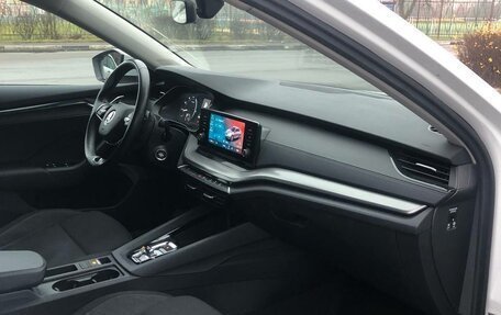 Skoda Octavia IV, 2021 год, 2 500 000 рублей, 10 фотография