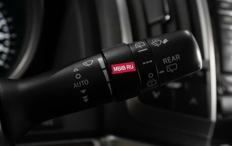 Toyota Land Cruiser 200, 2013 год, 4 240 000 рублей, 21 фотография