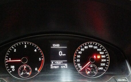 Volkswagen Caravelle T5, 2011 год, 2 190 000 рублей, 15 фотография