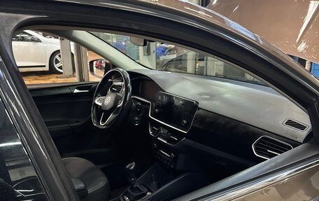 Volkswagen Polo VI (EU Market), 2022 год, 2 000 000 рублей, 4 фотография