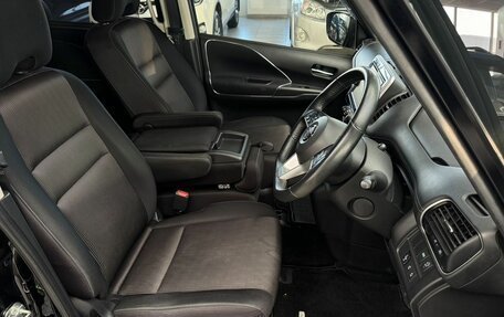 Nissan Serena IV, 2018 год, 1 830 000 рублей, 25 фотография