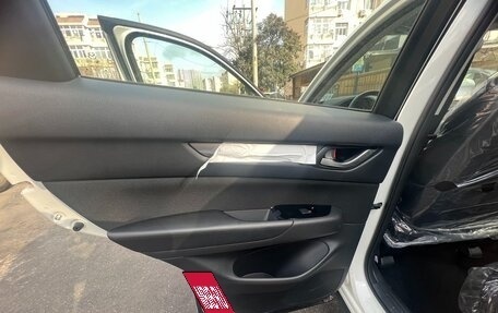 Mazda CX-5 II, 2025 год, 2 390 000 рублей, 20 фотография