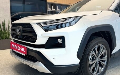 Toyota RAV4, 2025 год, 4 499 000 рублей, 4 фотография