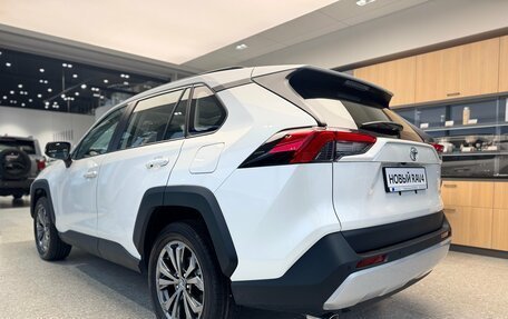 Toyota RAV4, 2025 год, 4 499 000 рублей, 23 фотография