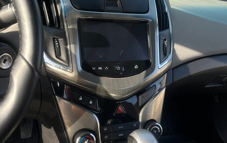 Chevrolet Cruze II, 2012 год, 800 000 рублей, 15 фотография