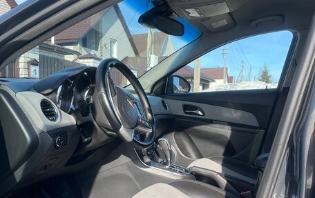 Chevrolet Cruze II, 2012 год, 800 000 рублей, 19 фотография