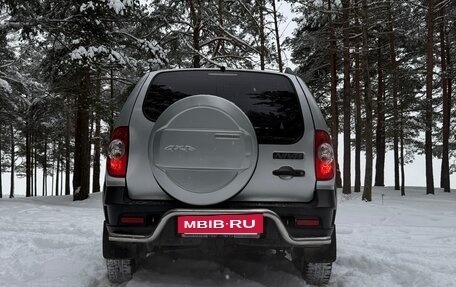 Chevrolet Niva I рестайлинг, 2013 год, 630 000 рублей, 10 фотография