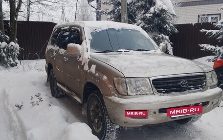 Toyota Land Cruiser 100 рестайлинг 2, 1999 год, 1 500 000 рублей, 5 фотография