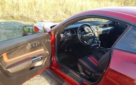Ford Mustang VI рестайлинг, 2019 год, 2 840 000 рублей, 13 фотография