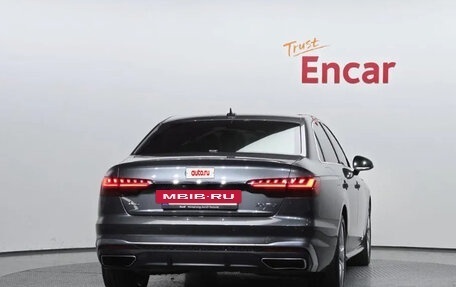 Audi A4, 2022 год, 2 500 000 рублей, 3 фотография