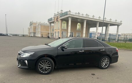 Toyota Camry, 2018 год, 2 350 000 рублей, 7 фотография