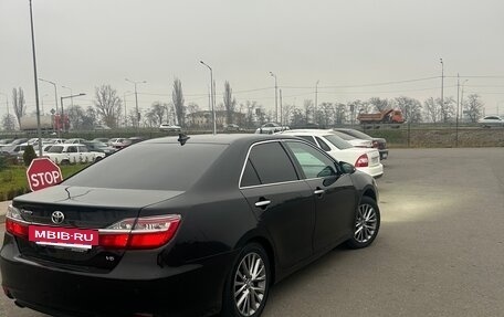Toyota Camry, 2018 год, 2 350 000 рублей, 4 фотография