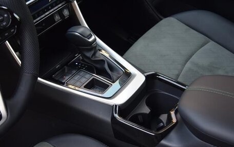 Toyota RAV4, 2024 год, 7 фотография