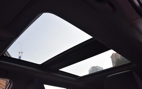 Toyota RAV4, 2024 год, 9 фотография