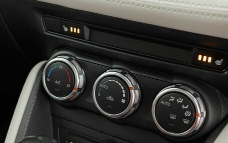 Mazda Demio IV, 2016 год, 950 000 рублей, 16 фотография