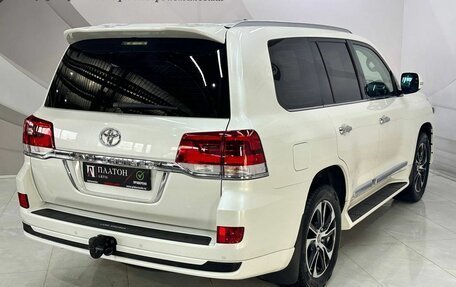 Toyota Land Cruiser 200, 2021 год, 8 500 000 рублей, 5 фотография