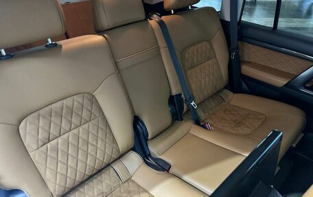 Toyota Land Cruiser 200, 2021 год, 8 500 000 рублей, 20 фотография