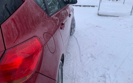 Opel Astra J, 2010 год, 535 000 рублей, 4 фотография