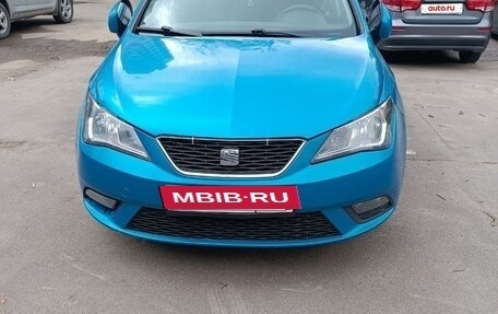 SEAT Ibiza IV рестайлинг 2, 2013 год, 850 000 рублей, 5 фотография