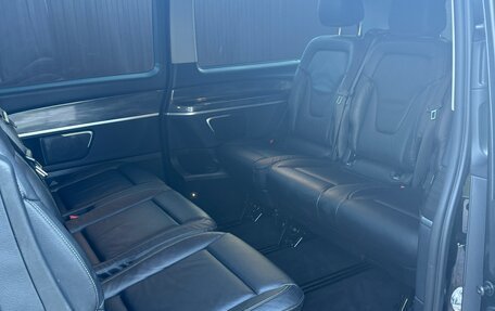 Mercedes-Benz V-Класс, 2021 год, 6 700 000 рублей, 22 фотография