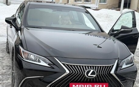 Lexus ES VII, 2021 год, 3 650 000 рублей, 2 фотография