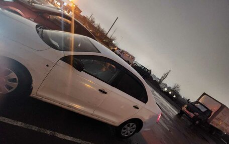 Skoda Rapid I, 2016 год, 700 000 рублей, 7 фотография