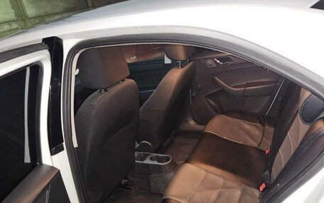 Skoda Rapid I, 2016 год, 700 000 рублей, 2 фотография