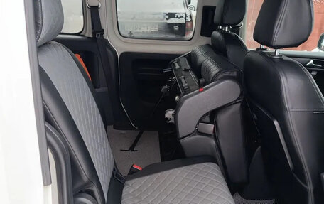 Volkswagen Caddy IV, 2017 год, 3 400 000 рублей, 18 фотография