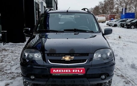 Chevrolet Niva I рестайлинг, 2017 год, 721 000 рублей, 8 фотография