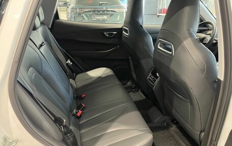 Chery Tiggo 4 I рестайлинг, 2024 год, 2 099 000 рублей, 15 фотография