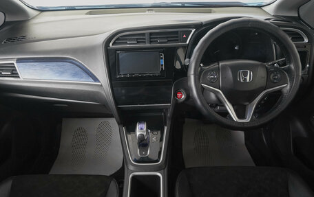 Honda Shuttle II, 2015 год, 1 099 000 рублей, 13 фотография