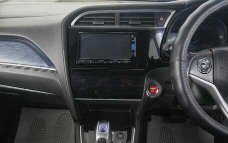 Honda Shuttle II, 2015 год, 1 099 000 рублей, 19 фотография