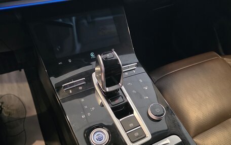 Chery Tiggo 8 Pro, 2022 год, 1 990 000 рублей, 13 фотография