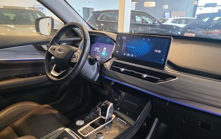 Chery Tiggo 8 Pro, 2022 год, 1 990 000 рублей, 23 фотография