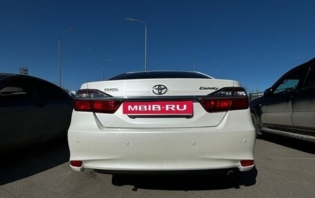 Toyota Camry, 2015 год, 1 700 000 рублей, 4 фотография