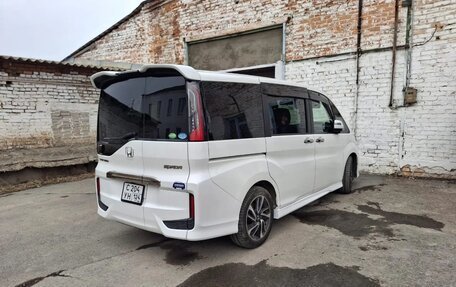 Honda Stepwgn IV, 2015 год, 1 723 560 рублей, 5 фотография
