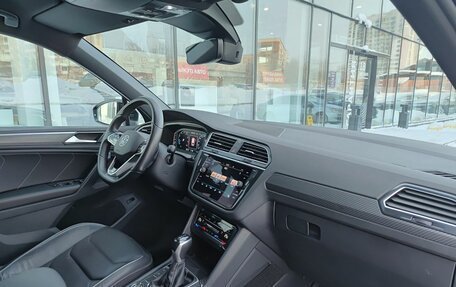 Volkswagen Tiguan II, 2021 год, 3 650 000 рублей, 11 фотография