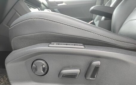 Volkswagen Tiguan II, 2021 год, 3 650 000 рублей, 20 фотография