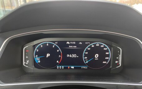 Volkswagen Tiguan II, 2021 год, 3 650 000 рублей, 13 фотография