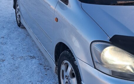 Toyota Ipsum II, 2002 год, 750 000 рублей, 2 фотография