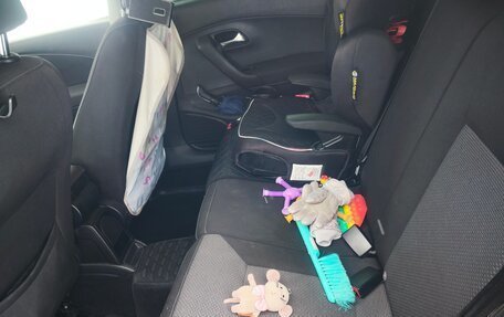 Volkswagen Polo VI (EU Market), 2015 год, 1 300 000 рублей, 6 фотография