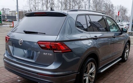 Volkswagen Tiguan II, 2020 год, 2 500 000 рублей, 4 фотография