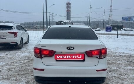 KIA Rio III рестайлинг, 2015 год, 1 200 000 рублей, 4 фотография