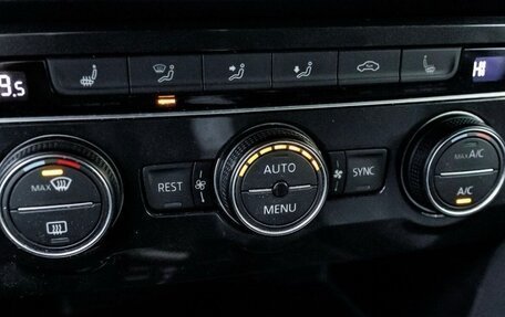 Volkswagen Tiguan II, 2020 год, 2 500 000 рублей, 20 фотография