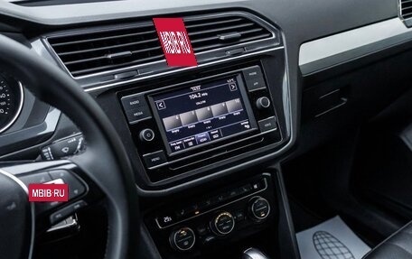 Volkswagen Tiguan II, 2020 год, 2 500 000 рублей, 15 фотография